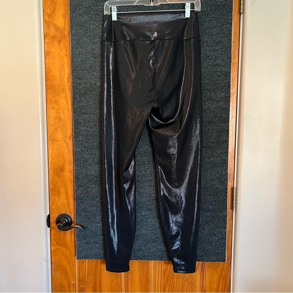 WeWoreWhat Leather Look Black Metallic High Rise Leggings Women's Size Large - Picture 14 of 14